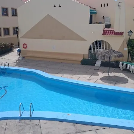 Amplio En Mareverde Апартаменты Адехе