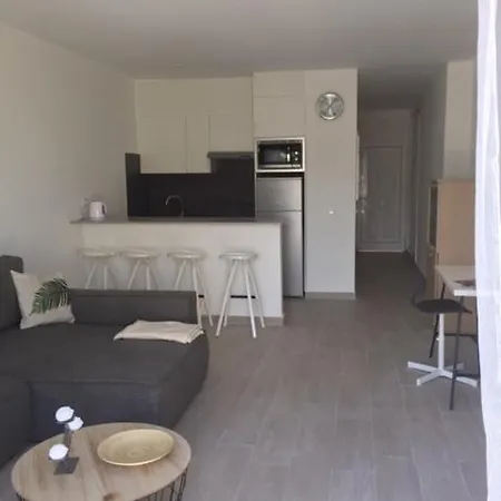 Апартаменты Amplio En Mareverde *