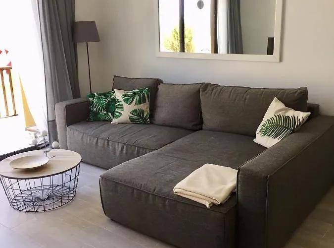 Апартаменти Amplio En Mareverde